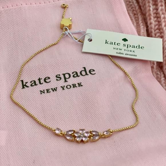 🆕 KATE SPADE | Pink Gardenia flower slider bracelet - Picture 2 of 13